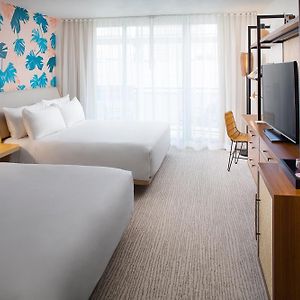 Deluxe Zimmer mit Kingsize-Bett